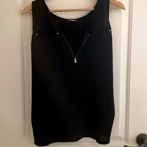 Brand: EXPRESSS
Size: Large
Lightly used